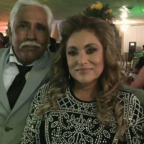 Meet your Posher, Denise - Picture 1 of 1